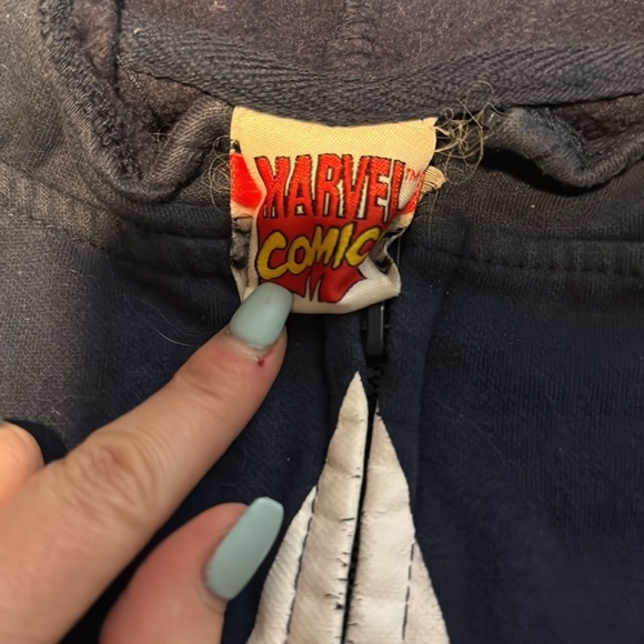 Captain America Zip up jacket - Picture 3 of 5